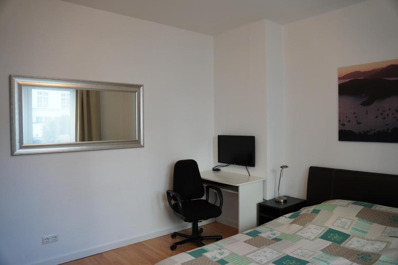 Bright, Spacious Apartment With A Lovely Terrace In The Heart Of אאכן מראה חיצוני תמונה